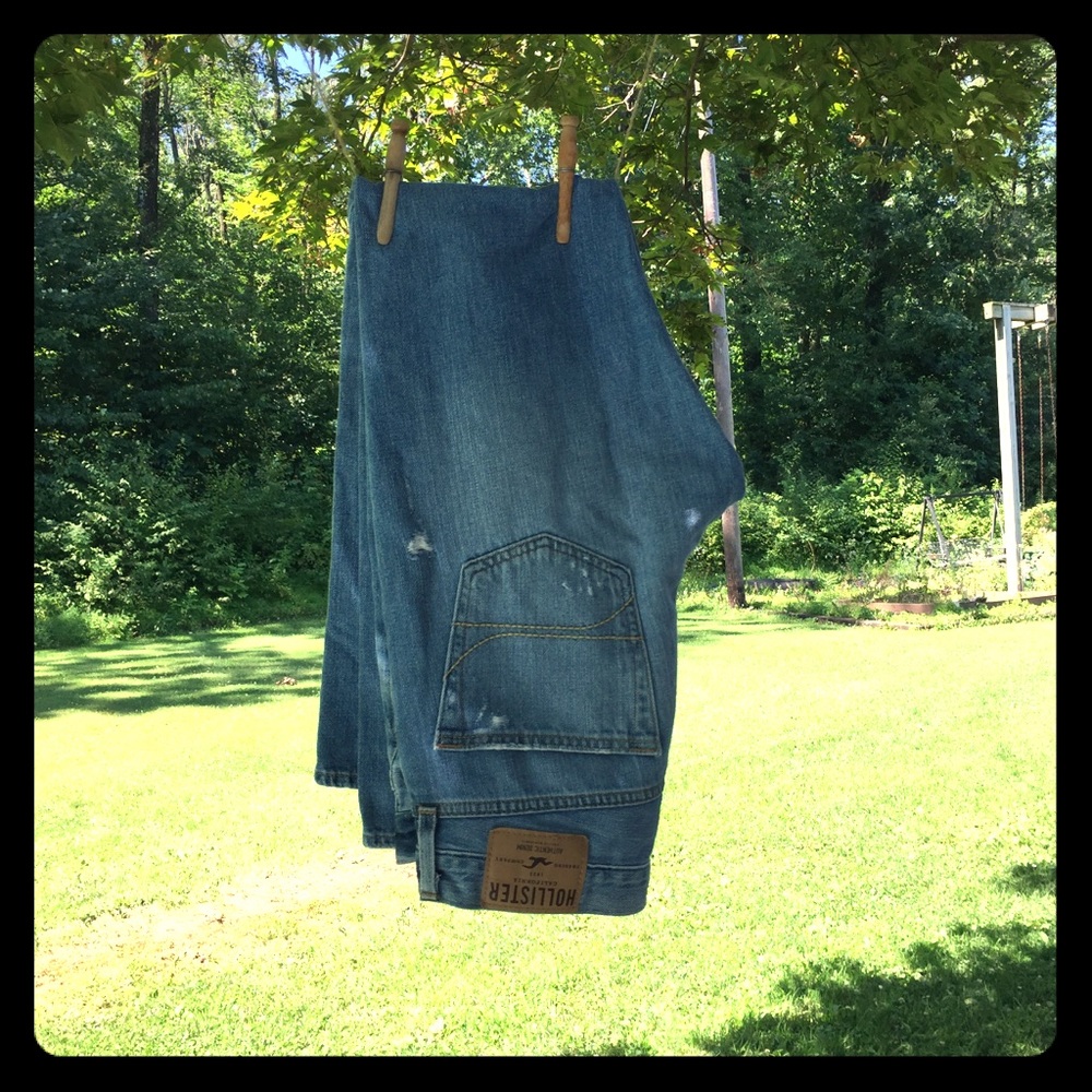 HOLLISTER Men’s Jeans